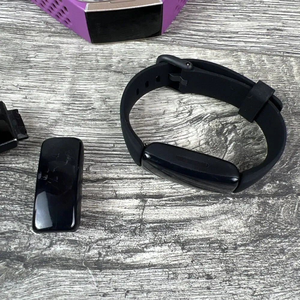 Lot of FITBIT FITNESS & SMART WATCHES LOT; 3 BANDS; 5 Watches *PARTS